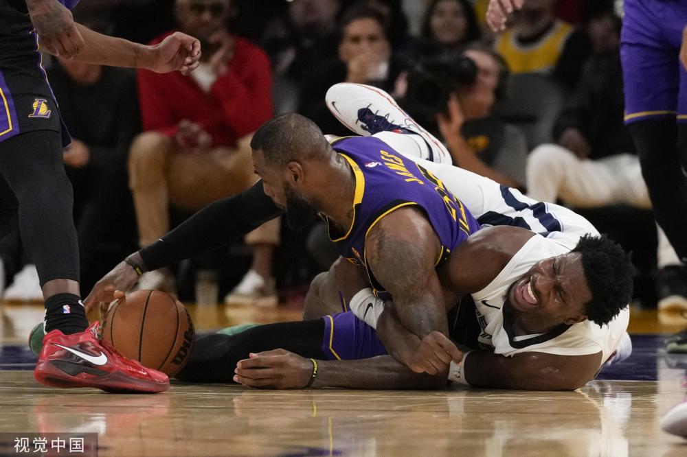 实了中国足 实了中国足